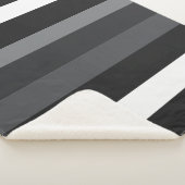 Moderna Linear | Carbon & Obsidian Sherpadecke (3/4)