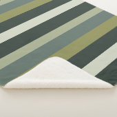 Moderna Linear | Gealterter Salbei und Wintermoos Sherpadecke (3/4)