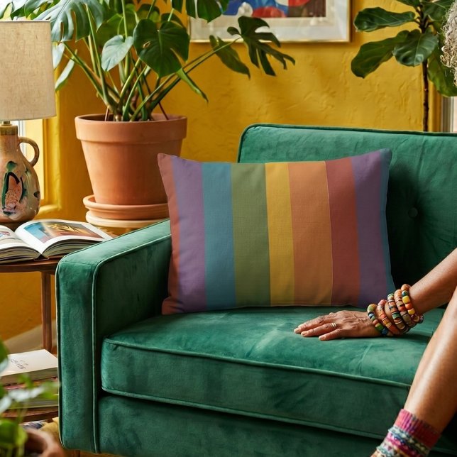 Moderna Linear | MCM Regenbogen Dekokissen (Lifestyle Shot)