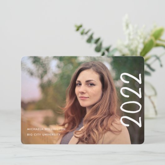 Moderne 2022 Script 1 Foto University Abschluss Ankündigung (Stehend Vorderseite)