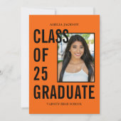 Moderne 25 Orange & Black Graduation Party Einladung (Vorderseite)