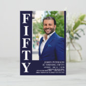 Moderne 50. Geburtstagsparty im Foto Einladung (Stehend Vorderseite)