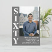 Moderne 60. Geburtstagsparty im SIXTY Foto Einladung (Stehend Vorderseite)