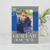 Moderne Abschluss Typografie 2023 Foto Einladung (Stehend Vorderseite)