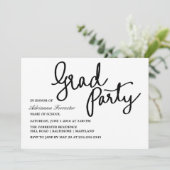 Moderne Absolvent-Party-Typografie Stripes Muster Einladung (Stehend Vorderseite)