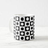 Moderne Abstrakt Schwarz & Weiß Kaffeetasse (Vorderseite Links)