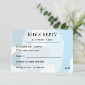 Moderne Abstrakte blaue Minimalistische Kunsthochz RSVP Karte (Stehend Vorderseite)