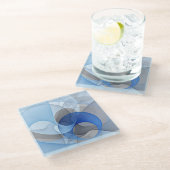 Moderne Abstrakte blaugraue Fraktal Grafik Glasuntersetzer (Schrägansicht)