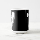 Moderne abstrakte Formen in Schwarz/Weiß Kaffeetasse (Mittel)