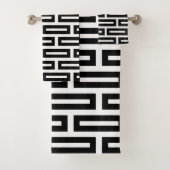 Moderne Abstrakte geometrische Formen in Schwarz u Badhandtuch Set (Insitu)