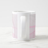 Moderne abstrakte hellrosa graue Fraktal-Design Jumbo-Tasse (Rückseite)