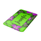 Moderne Abstrakte Neon Pink Green Art Blume Name Badematte (Schrägansicht)