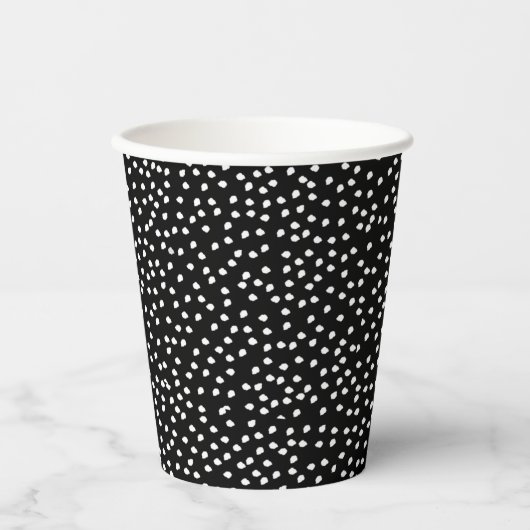 Moderne Abstrakte Niedliche Polka Dot Black und Wh Pappbecher (Vorderseite)