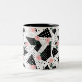 Moderne Abstrakte Punkte und rosa Blume Zweifarbige Tasse (Mittel)