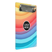 Moderne Abstrakte Regenbogenwellen mit Ihrem Logo Mini Klemmbrett (Schrägansicht)
