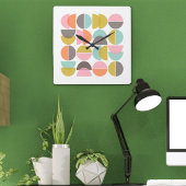 Moderne, Abstrakte Retro-Formen im Mittelalter Quadratische Wanduhr