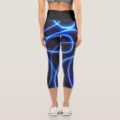 Moderne Abstrakte Schwarz-Blau-Nebel Capri Leggings (Rückseite)