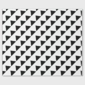Moderne Abstrakte Schwarz-weiße Dreieck Geometrie Geschenkpapier (Flach)