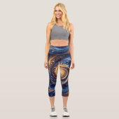 Moderne Abstrakte Space Royal Blue und Gold Wirbel Capri Leggings (Vorderseite)