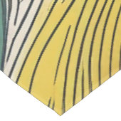 Moderne, abstrakte und dynamische Farblinien Tischdecke (Schrägansicht)