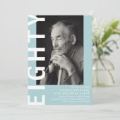 Moderne ACHTUNG Foto 80. Geburtstagsparty Einladung (Stehend Vorderseite)