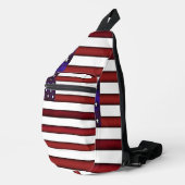 Moderne amerikanische Flagge Crossbody Bag (Rechte Ecke)