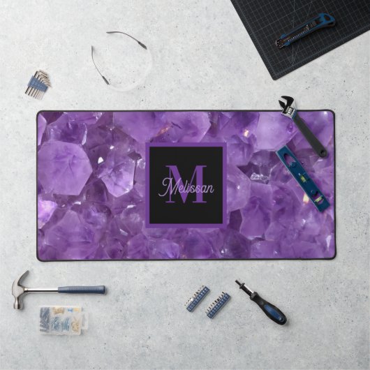 Moderne Amethyst Geburtsstein-Monogramm-Name Schreibtischunterlage (Arbeitsplatz)