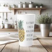 Moderne Ananas mit Aquarellfarbe & positives Zitat Milchtasse