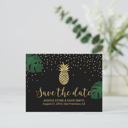 Moderne Ananas Tropical Save the Date Ankündigungspostkarte (Stehend Vorderseite)