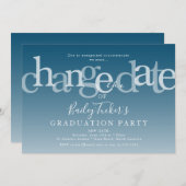 Moderne Änderung des Datums Blue Ombre Graduation Einladung (Vorne/Hinten)