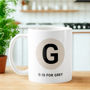 Moderne Anfangs-Tasse – „G steht für [Name]“-Desig Kaffeetasse