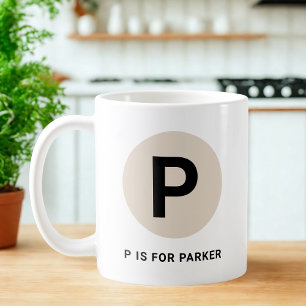 Moderne Anfangs-Tasse – „P steht für [Name]“-Desig Kaffeetasse