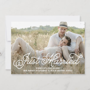 Moderne Ankündigung einer Hochzeit im Minimalistis