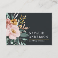 Moderne Aquarellblumen und edles Blattwerk