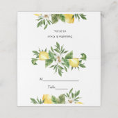 Moderne Aquarellgelbe Zitronen und Leaf Platzkarte (Außenseite Aufgefaltet)