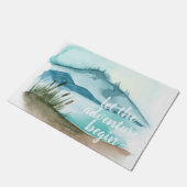 Moderne Aquarellnatur Das Abenteuer beginnt Fußmatte (Schrägansicht)