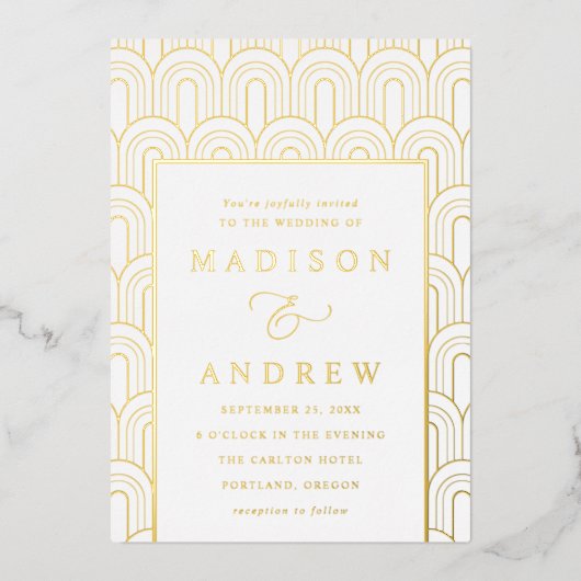 Moderne Arch Deko Wedding Folieneinladung (Vorderseite)