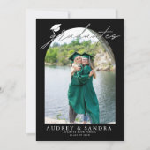 Moderne Arch Graduates Double Graduation Party Einladung (Vorderseite)