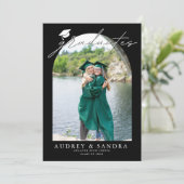 Moderne Arch Graduates Double Graduation Party Einladung (Stehend Vorderseite)