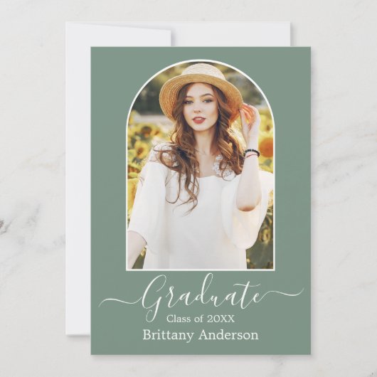 Moderne Arch Sage Green Graduation Party Einladung (Vorderseite)