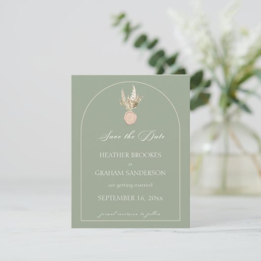 Moderne Arch Sage Green Wedding Save the Date Card (Stehend Vorderseite)