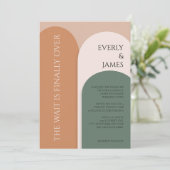 Moderne Arch Wedding Einladung in die Erde Tones (Stehend Vorderseite)