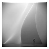 Moderne Architektur in Schwarz-Weiß-Foto Fotodruck (Vorne)