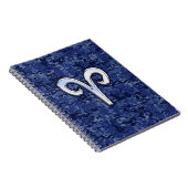 Moderne Aries Zodiac Symbol Navy Blue Digital Camo Notizblock (Rechte Seite)