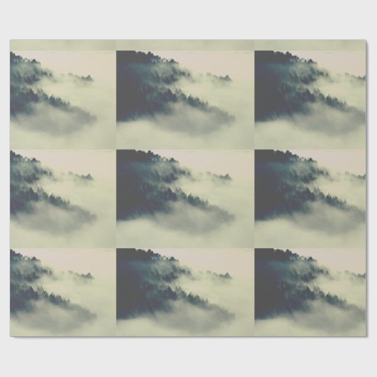 Moderne, ätherisch bewaldete Bergwelt Geschenkpapier (Flach)