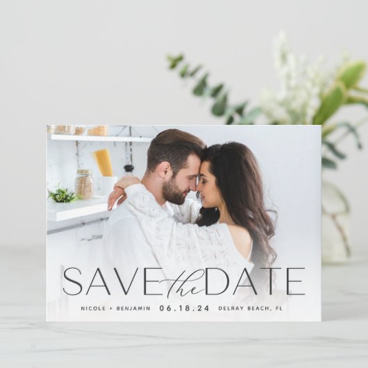 Moderne Aussage | Horizontales Foto Save The Date (Stehend Vorderseite)