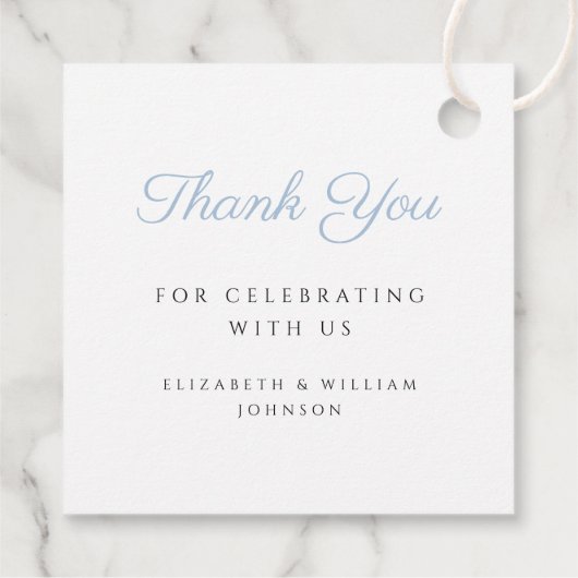 Moderne Baby Blue Script Religious Boy Baptism Geschenkanhänger (Rückseite)