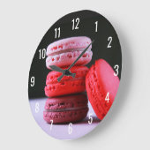 Moderne Bäckerei Pink Französisch Macaron Große Wanduhr (Winkel)