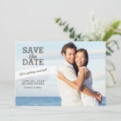 Moderne Banner Save the Date Hochzeitsfotokarte (Stehend Vorderseite)
