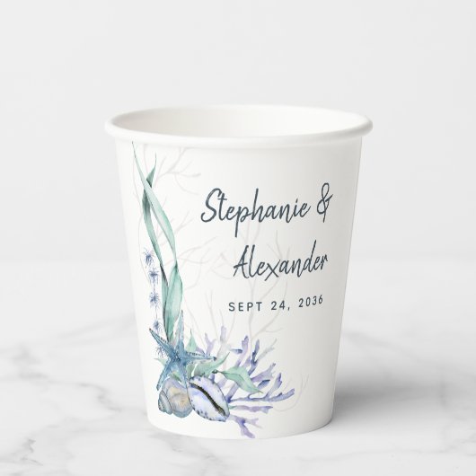 Moderne Beach Seashells Wedding Pappbecher (Rückseite)
